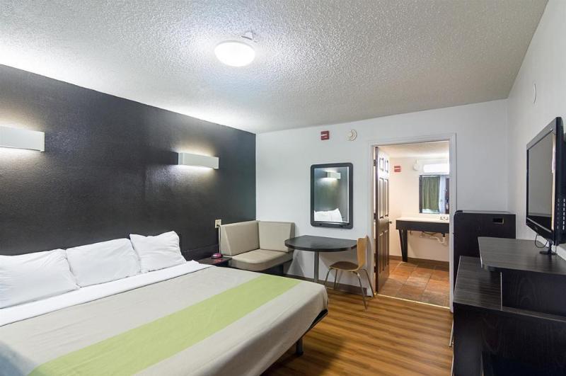 Studio Inn Extended Stay Oklahoma City Airport By Oyo Экстерьер фото