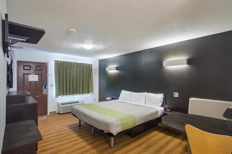 Studio Inn Extended Stay Oklahoma City Airport By Oyo Экстерьер фото